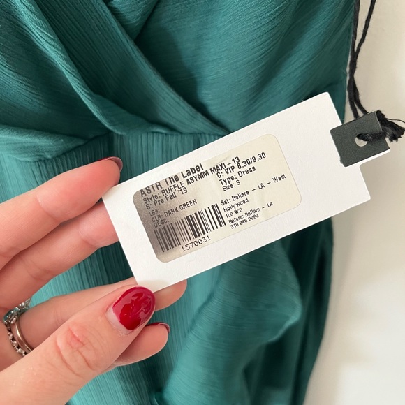 ASTR the label holland dress maxi emerald green small NWT - Picture 8 of 11